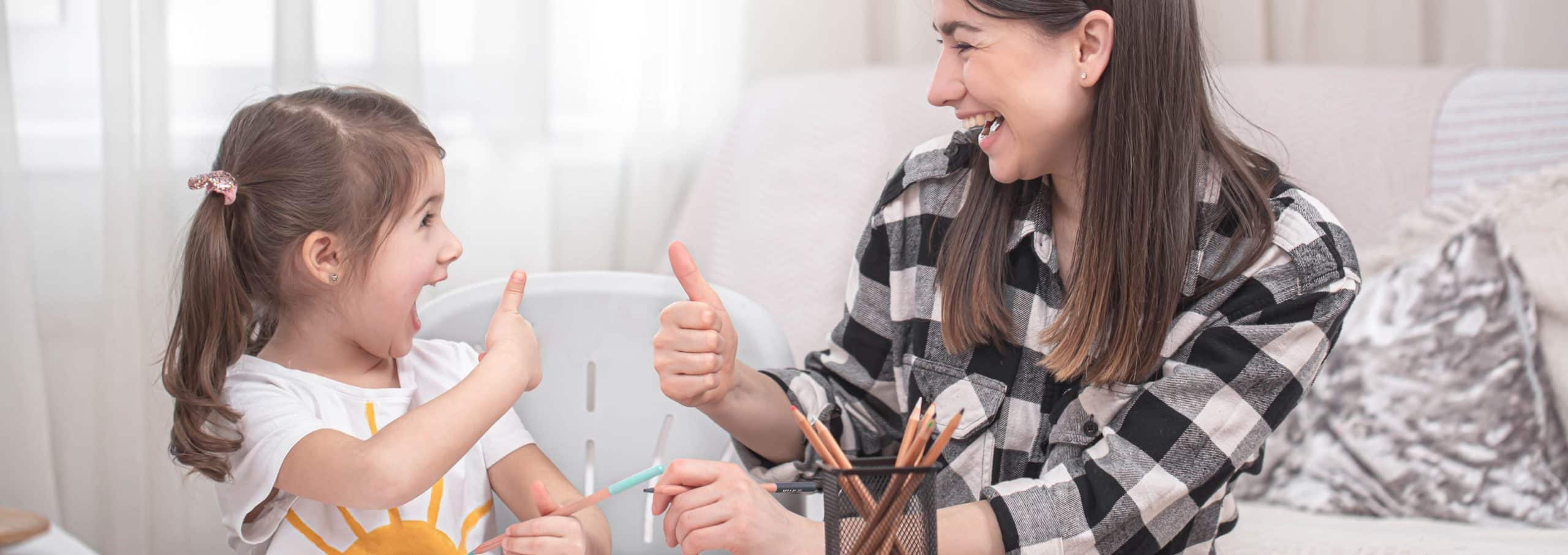 mom-and-daughter-drawing